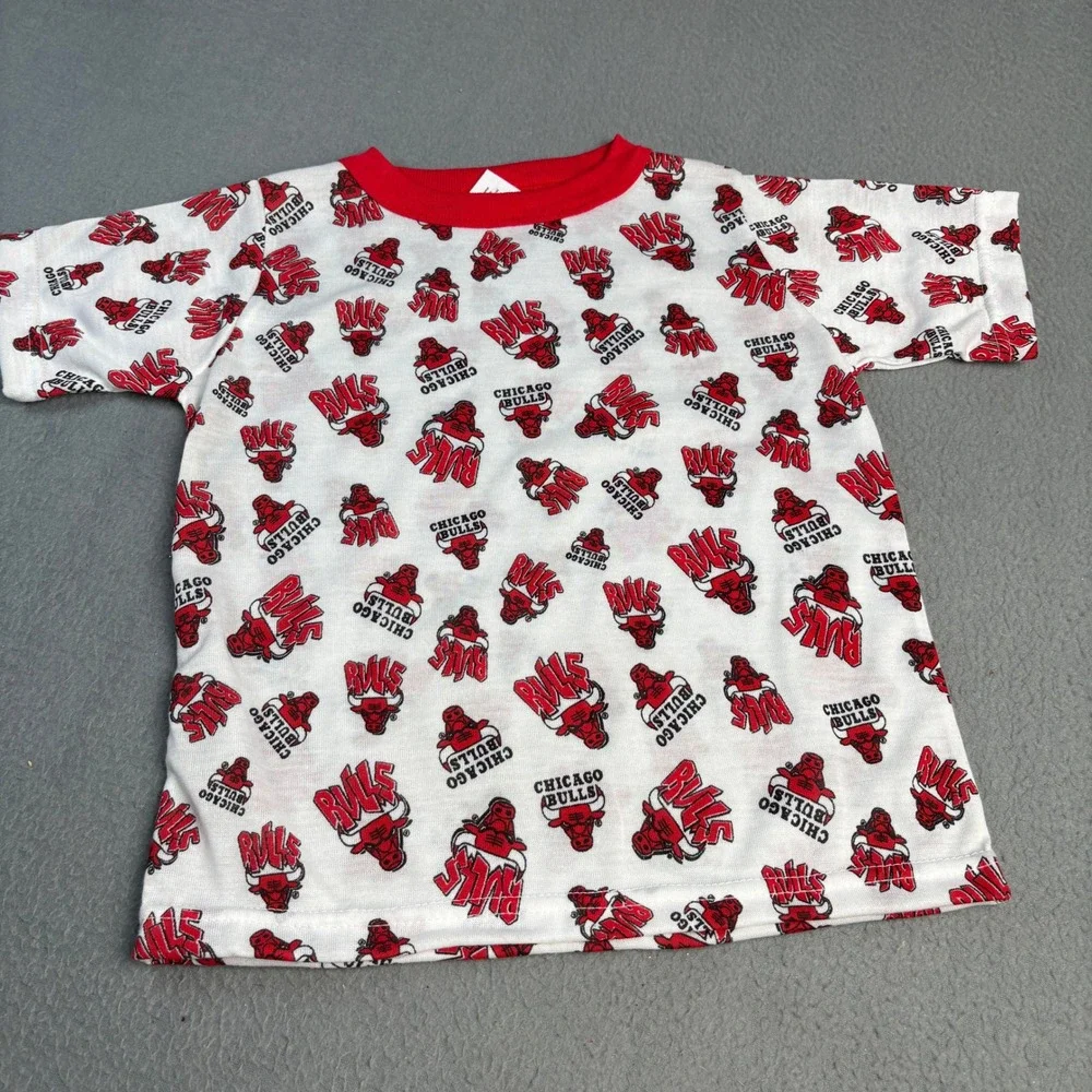 Vintage Chicago Bulls Kids T-Shirt and Shorts Set Size 7 Made in USA Red White